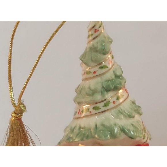 BOXED LENOX HOLIDAY PATTERN CHRISTMAS TREE ORNAMENT #6386007 BEAR HOLLY BERRY - Picture 9 of 9
